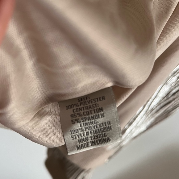 Women’s Francesca’s Metallic Jacket (Bomber style) Sz L - Picture 6 of 7